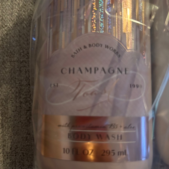 Bath and Body Works Champagne Toast Body Wash and Lotion Gift Set brand new - Picture 6 of 8